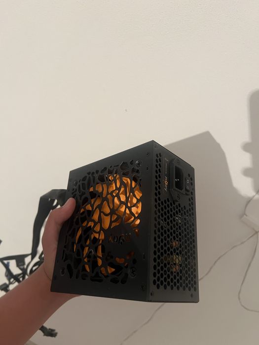 Vand sursa njoy synergy 500w