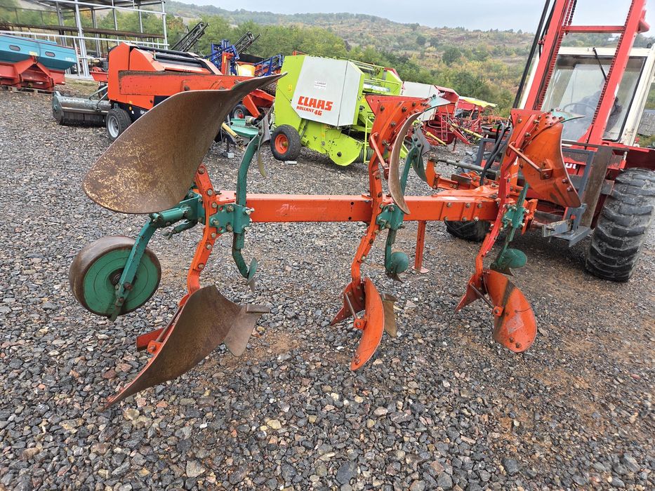 Plug Reversibil Kverneland VD 100 3 brazde