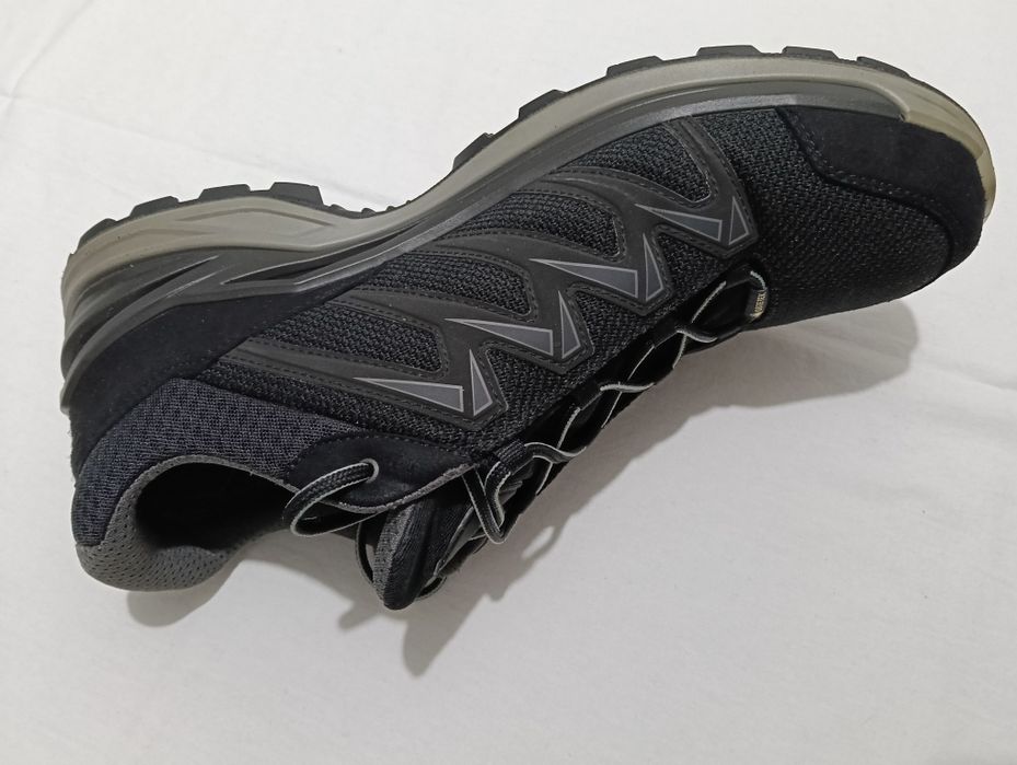 48,5 Lowa Innox Pro gtx masura 48,5