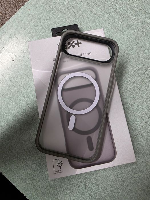 Кейс за iPhone Air