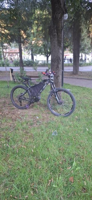 Продавам електрическо колело с мотор Cyc x1 pro gen 4