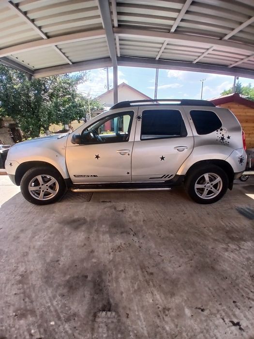 Vand Duster-15.dci-110 cai-4x4-an 2012-proprietar