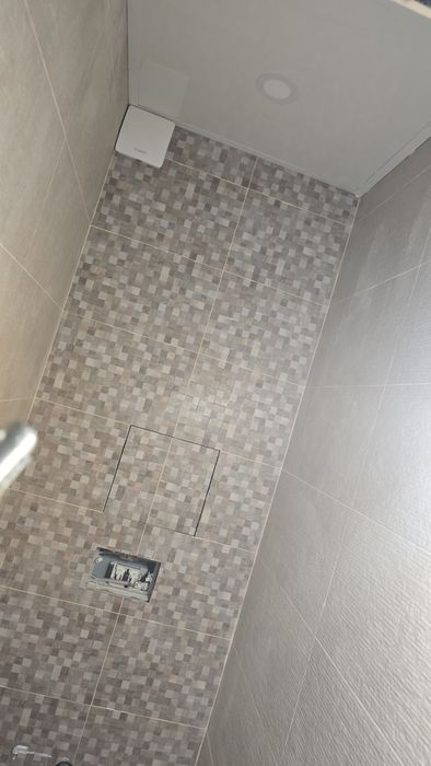 Предлага вътрешни ремонти