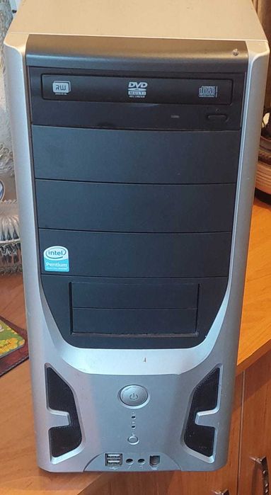 Компьютер в комплектации
