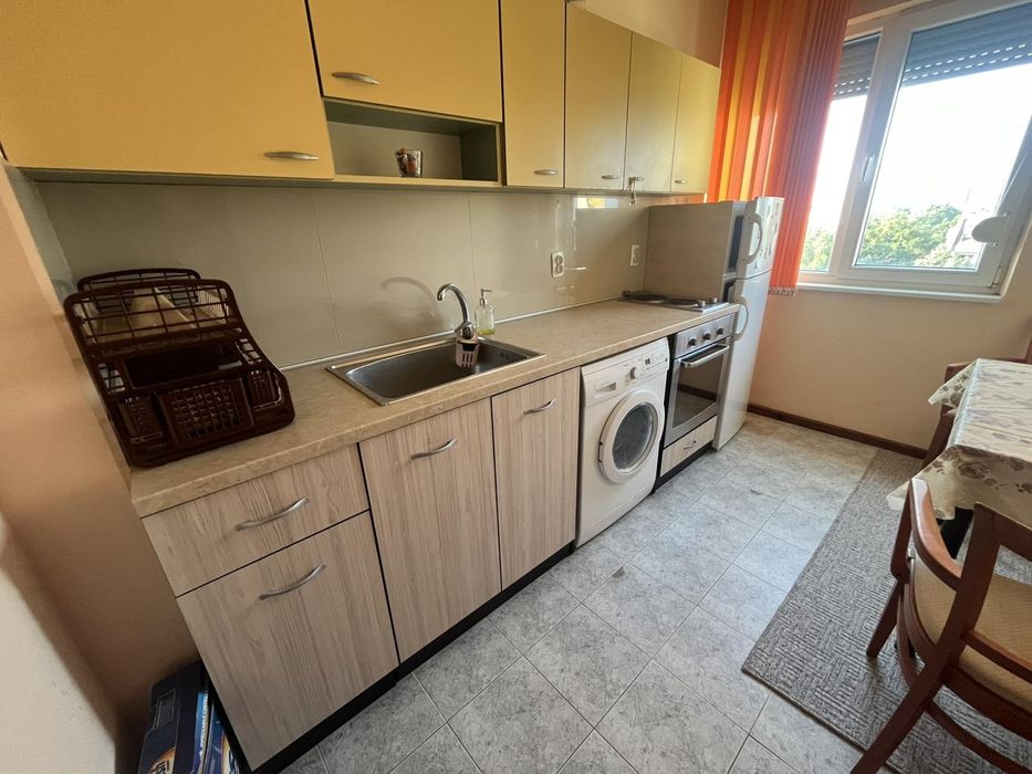 Дава се под наем Двустаен апартамент в Пловдив, Кючук Париж - 64 кв.м за 300 € - Снимка #6