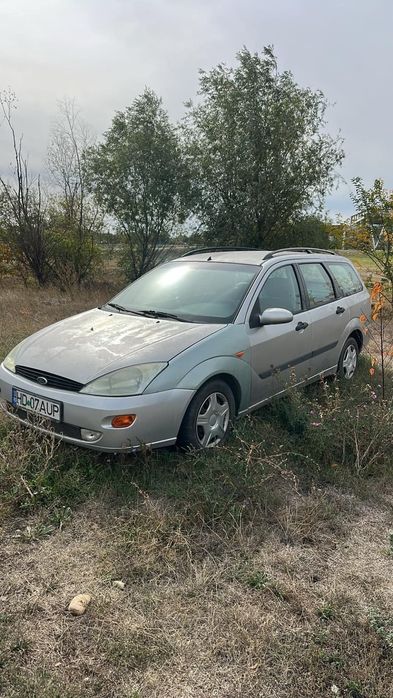 Vând Ford focus 2001 pentru dezmembrări și nu numai,cu respectare din Bucovăț Tm