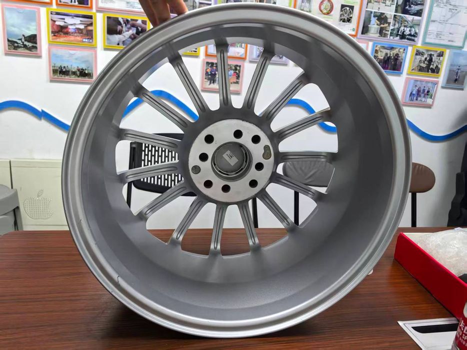 R17 oz.lider diska yangi