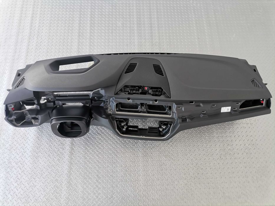Ново Табло BMW 5 G30 G31 G38 Lci HUD Черно гума