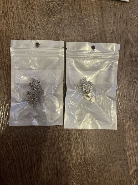 Чисто нови обеци и други бижута