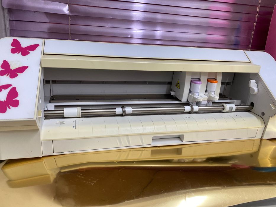 Продам плоттер камео 4 + принтер епсон 805 в отличном состоянии