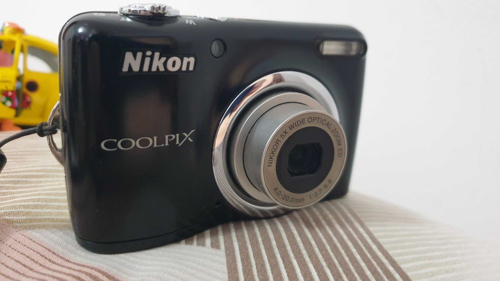 Nikon CoolPix L23    10.1 Мрх