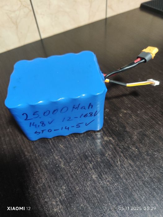 Bateriei litiu ion 4 s.