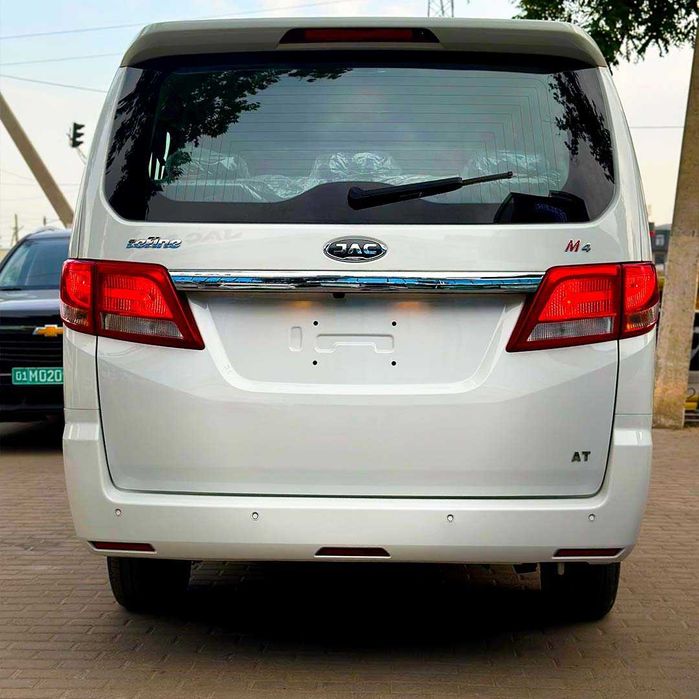 LEGENDA JAC M4 yana sotuvda 2025 0 km moshina yangi pachka