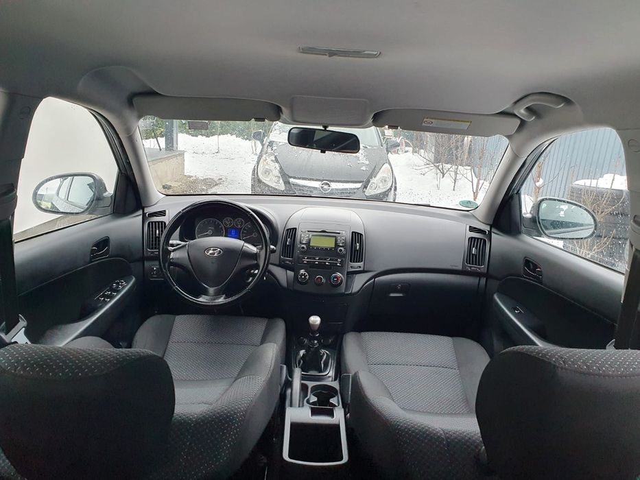 *Hyundai i30 facelift*1.4benzina*109cai*2010*euro4*germania toll adusa