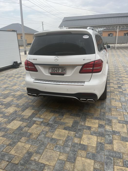 Mersedes GLS 450