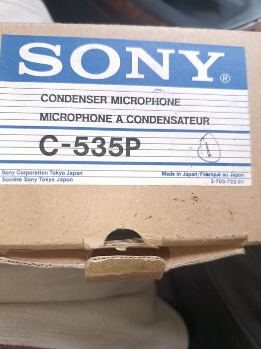 Microfon Sony si lavaliera