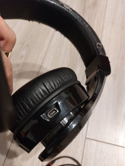 Vand Casti Boomphones Phantom cu Boombox