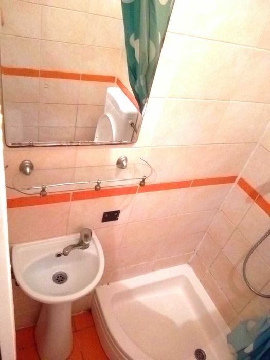 Garsonieră de închiriat la Colina Universității