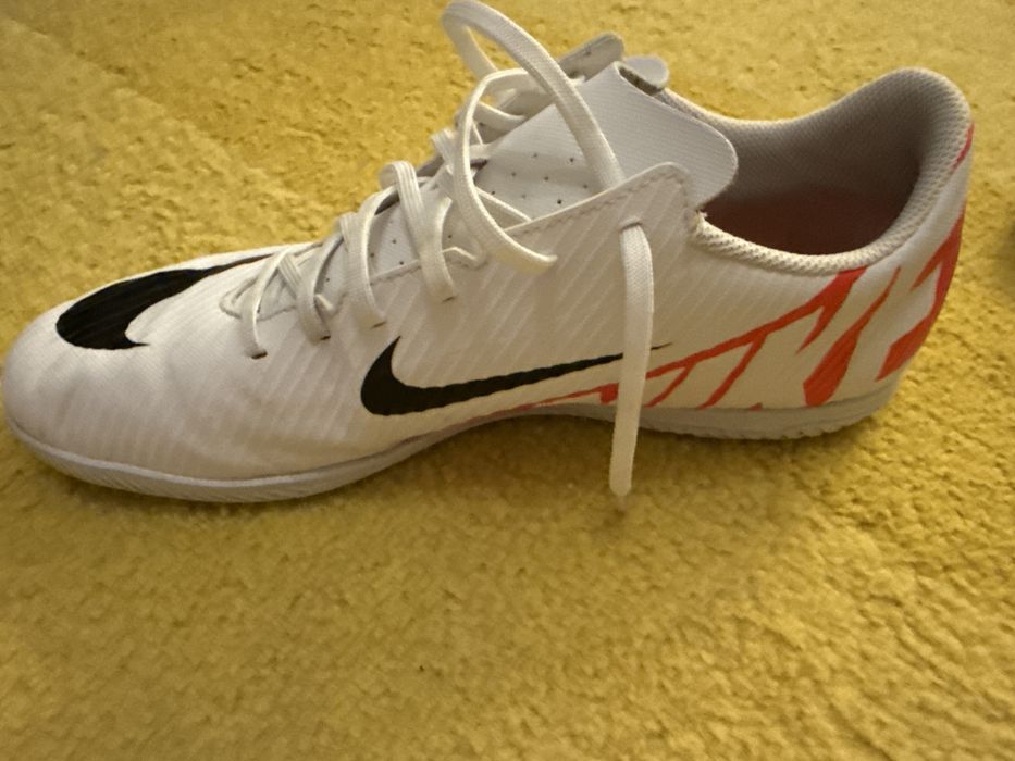 Nike Merucial vapor,pantofi de fotbal,marimea44.