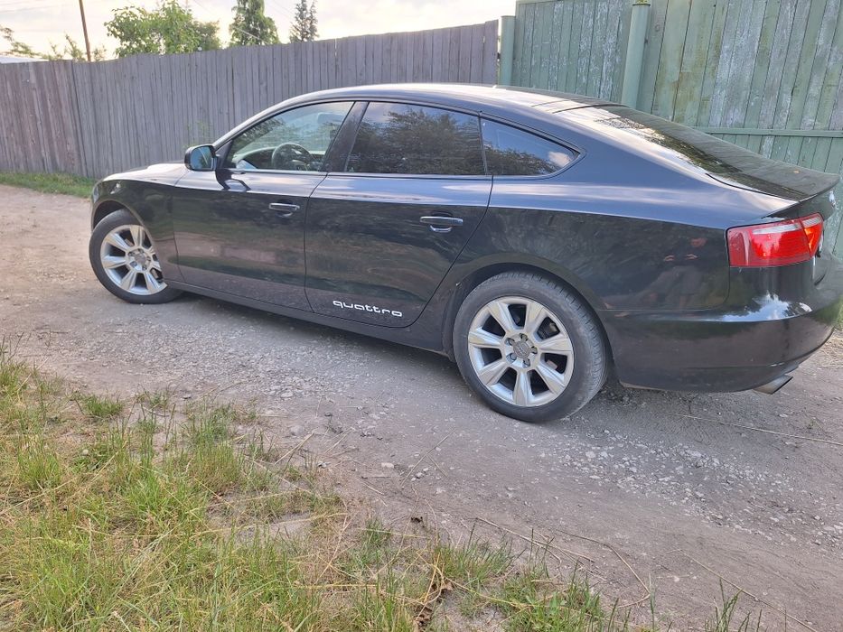 Audi A5 2.0 TFSI Quattro (211 CP) / 2 seturi anvelope