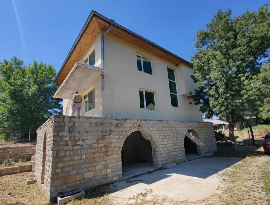 Продава се Къща в с. Шкорпиловци, Област Варна - 380 кв.м за 311 €/кв.м - Снимка #1