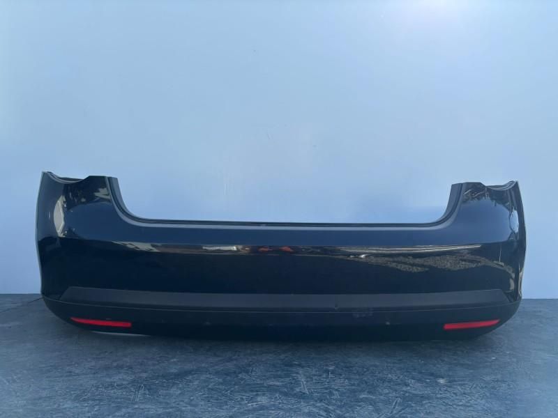 Bara spate Volkswagen Jetta 5