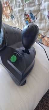 Волан с педали за компютър