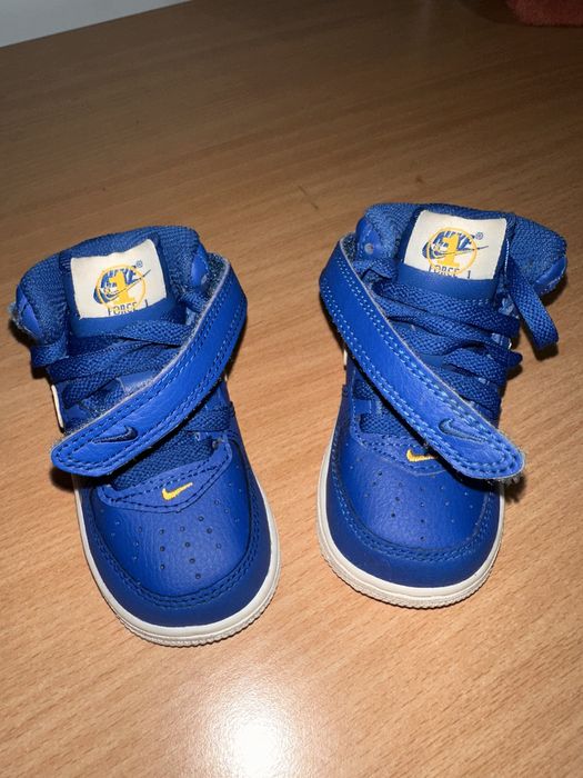 Nike Air Force 1 Mid, mărimea 21