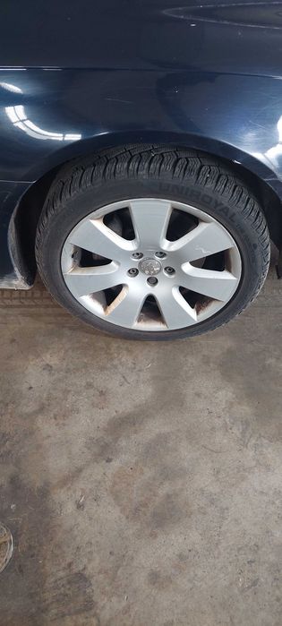 Audi A6 2.7 tdi , Ауди А6,   на части !
Май 2005, Седан