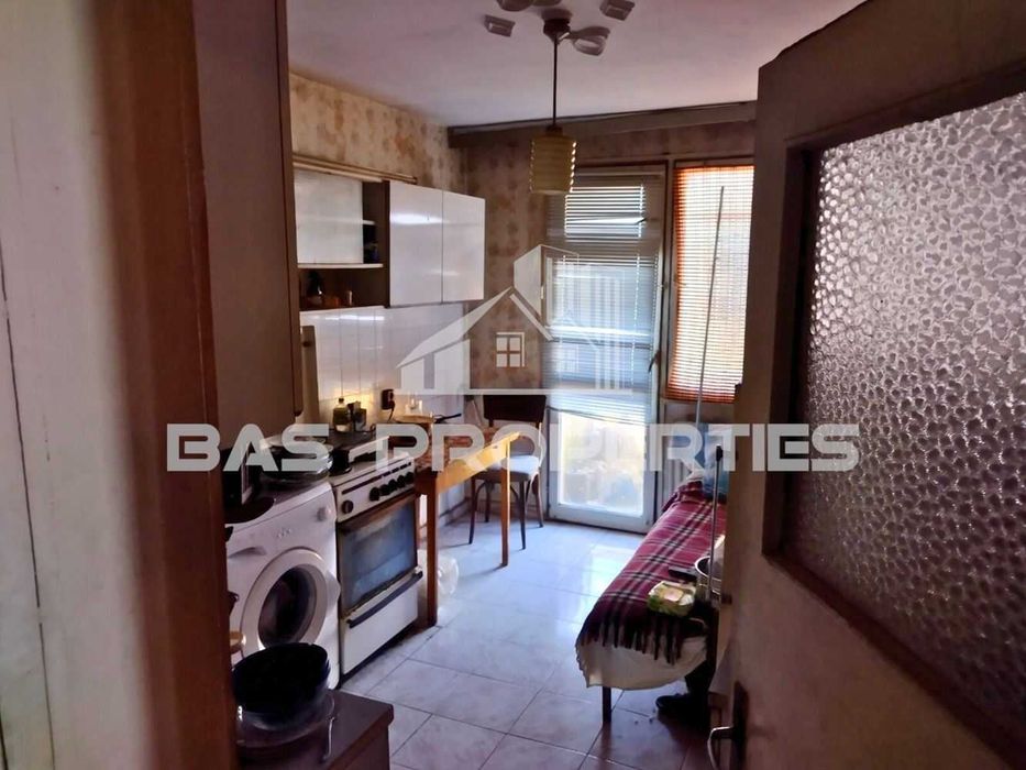 Продава се Тристаен апартамент в София, Красна поляна 2 - 83 кв.м за 1916 €/кв.м - Снимка #3