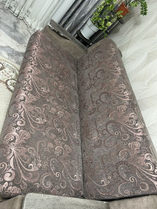 Продам диван в хорошем состоянии