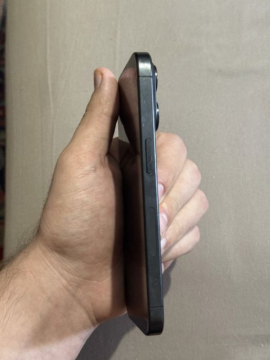 продам iphone 15 pro