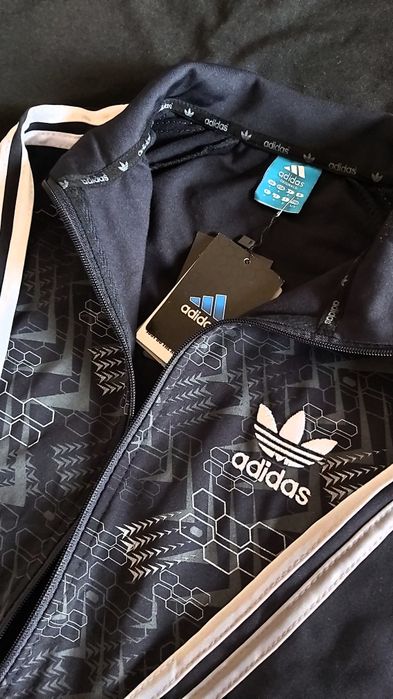 Adidas тъмносиня горница