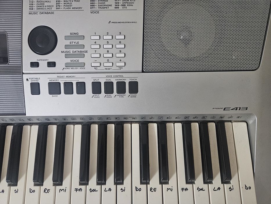 Orga Yamaha PSR-E413