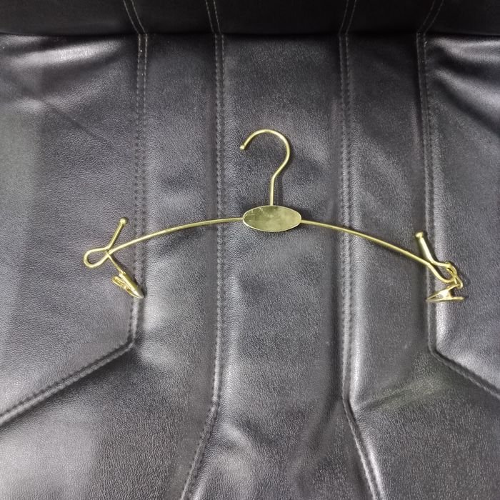 Продается манекены, вешалки, цепи