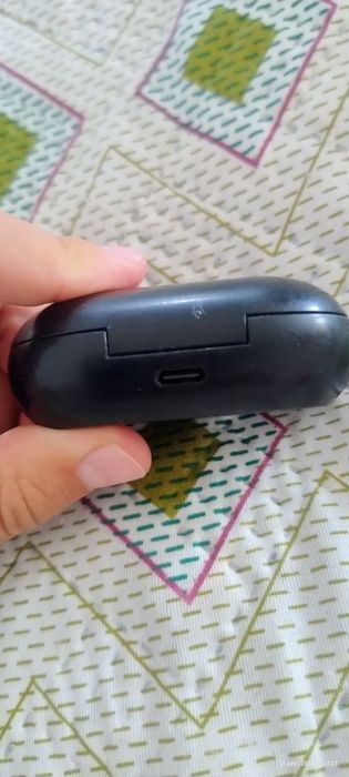 Наушники  Galaxy buds