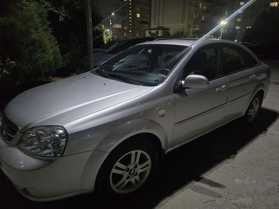 Машина ласетти, своя, автомат 2013г, пробег 128 500