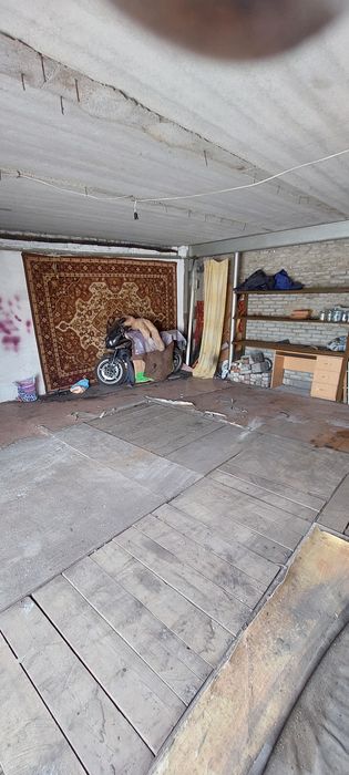 Продам гараж в 13 общество