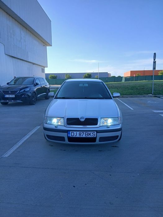 Skoda Octavia 1.6 benzină