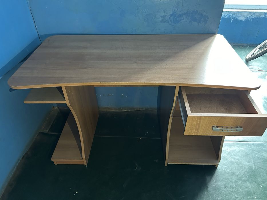 Запазено ученическо бюро