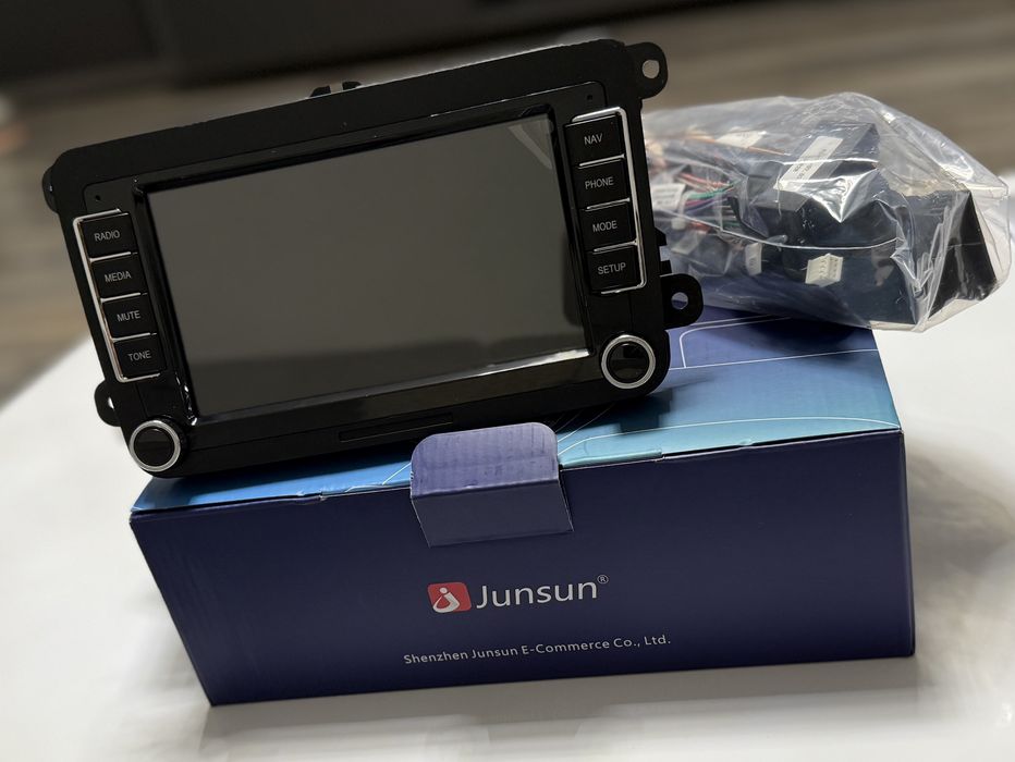 Navigatie VW adroid 12, 2gb ram/32 GB 7 inch, cooler racire