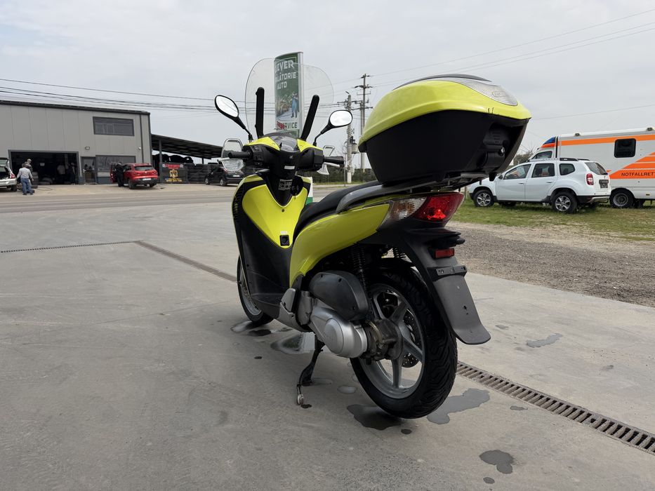 Honda sh 125 i 2010 Germania culoare deosebita