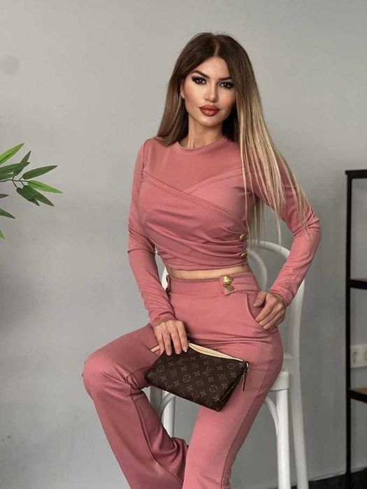 Спортно-елегантен комплект