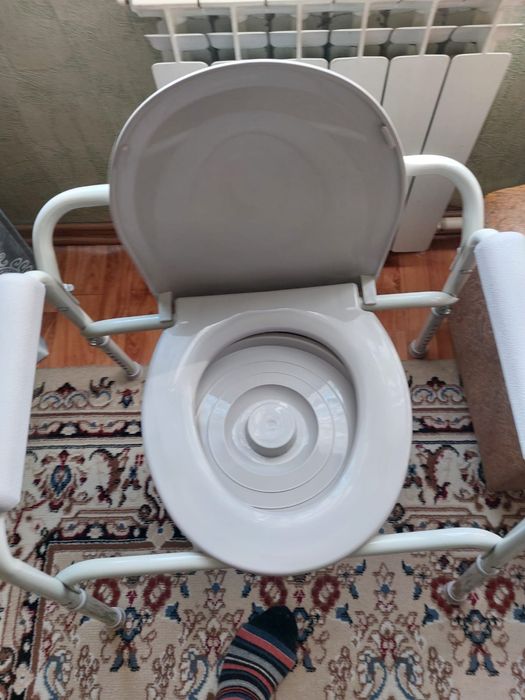 Продам кресло био туалет