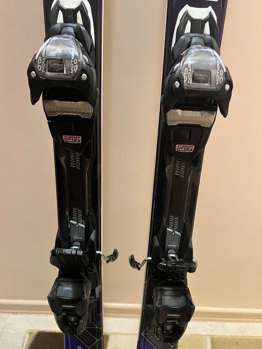 Продавам ски комплект: Ски Völkl & Ски обувки Tecnica Mach 1 LV Pro W