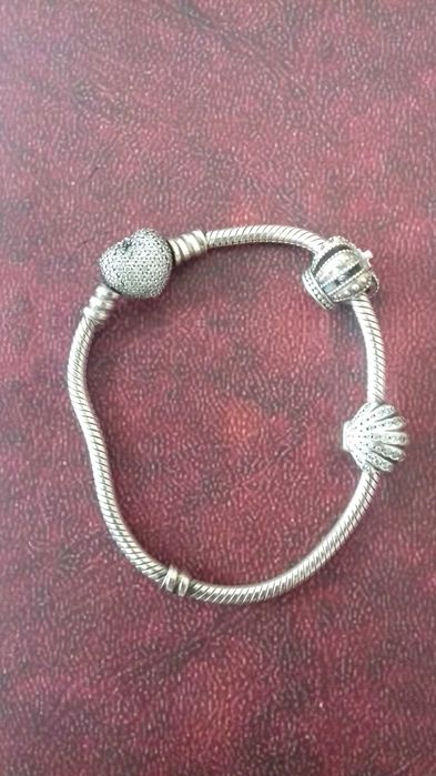 гривна Пандора с два талисмана и закопчалка