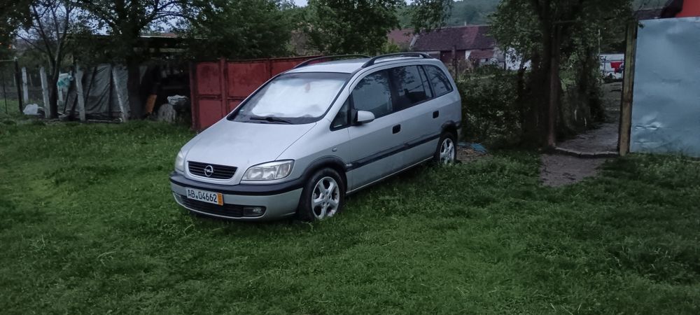 Vând mașina ne funcțională