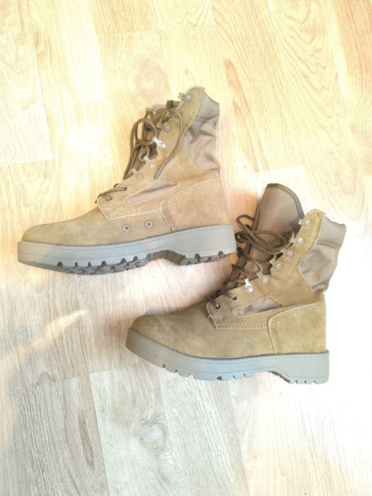 Bocanci militari .Costum combat .Centură/militară, rucsac militar comb