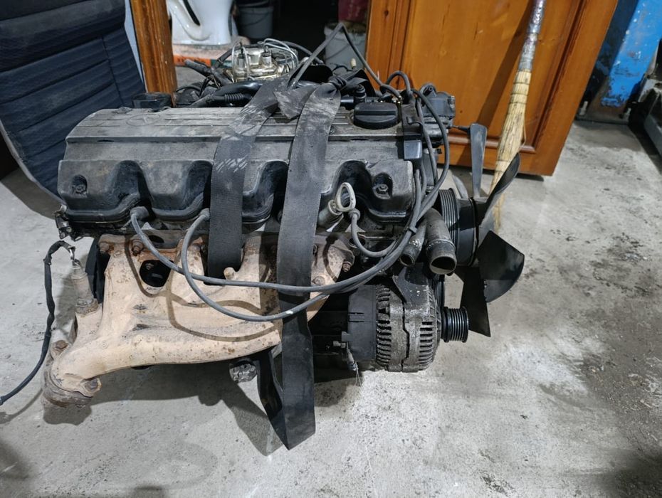 Продам 102 двигатель 2.3 объем