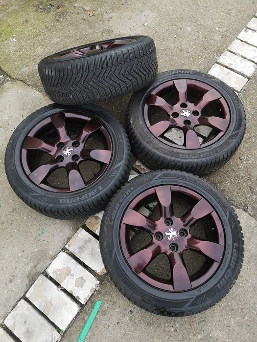 Jante originale Peugeot cu anvelope, cauciucuri iarnă Laufen 205 55 16